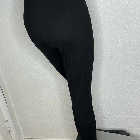 J Village Soft Leggings - Picture 4 of 5